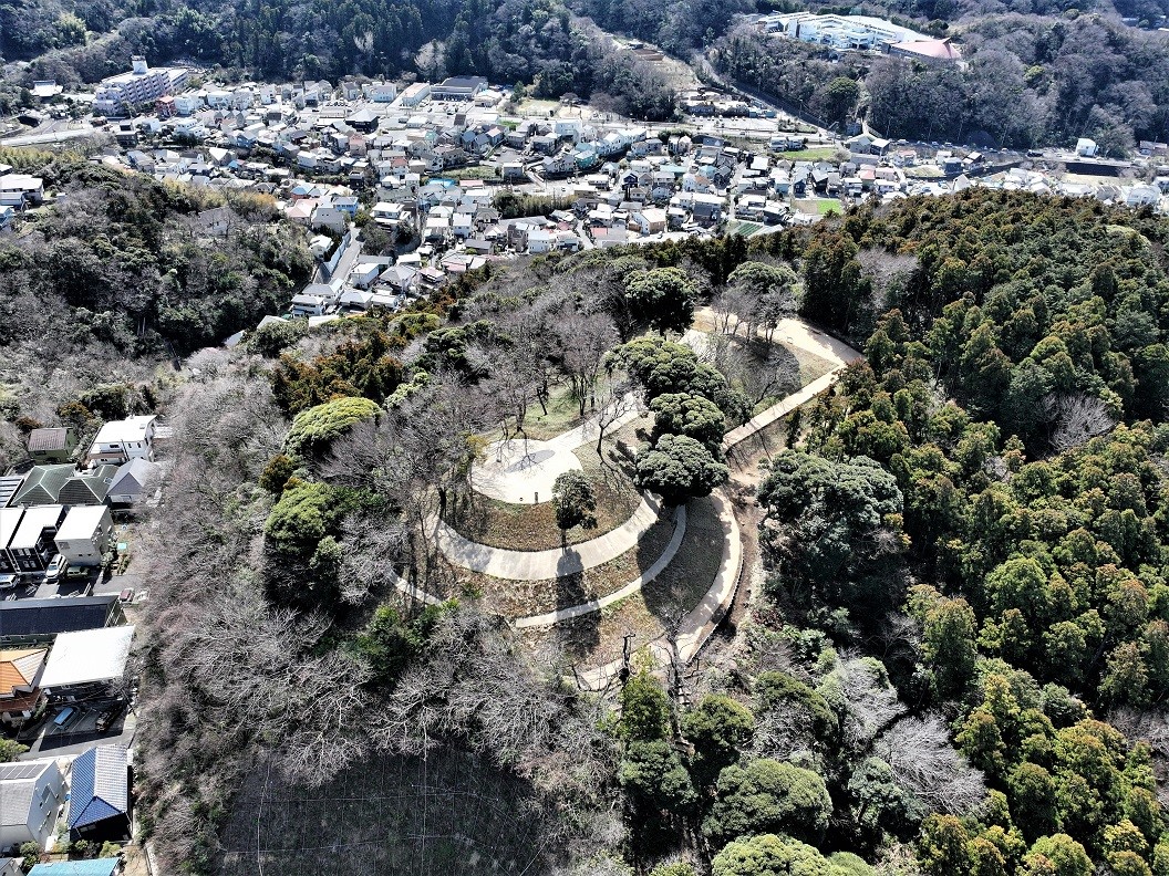 長柄桜山第1号墳(逗子市提供)