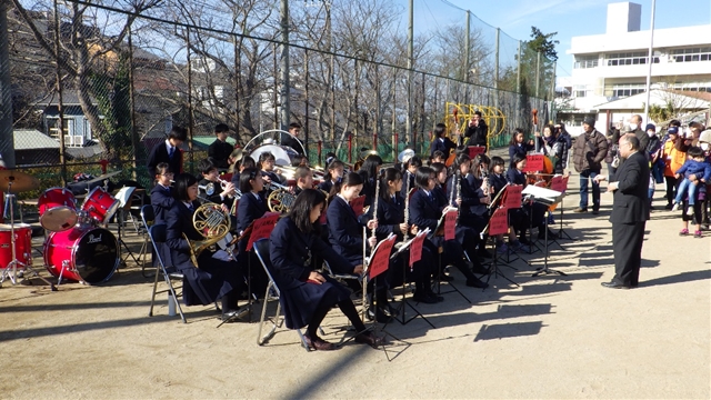 葉山中学校吹奏楽部の演奏