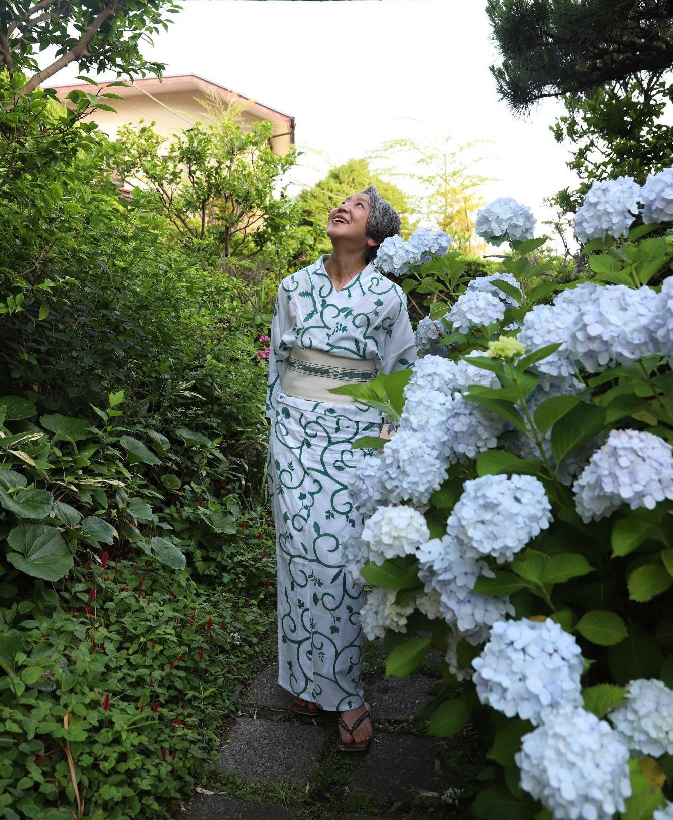 菅原さんがデザインした布の浴衣