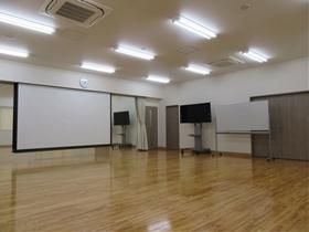 HAYAMA STATION内の会議室の写真