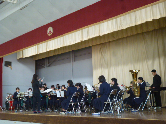 葉山中学校吹奏楽部の演奏