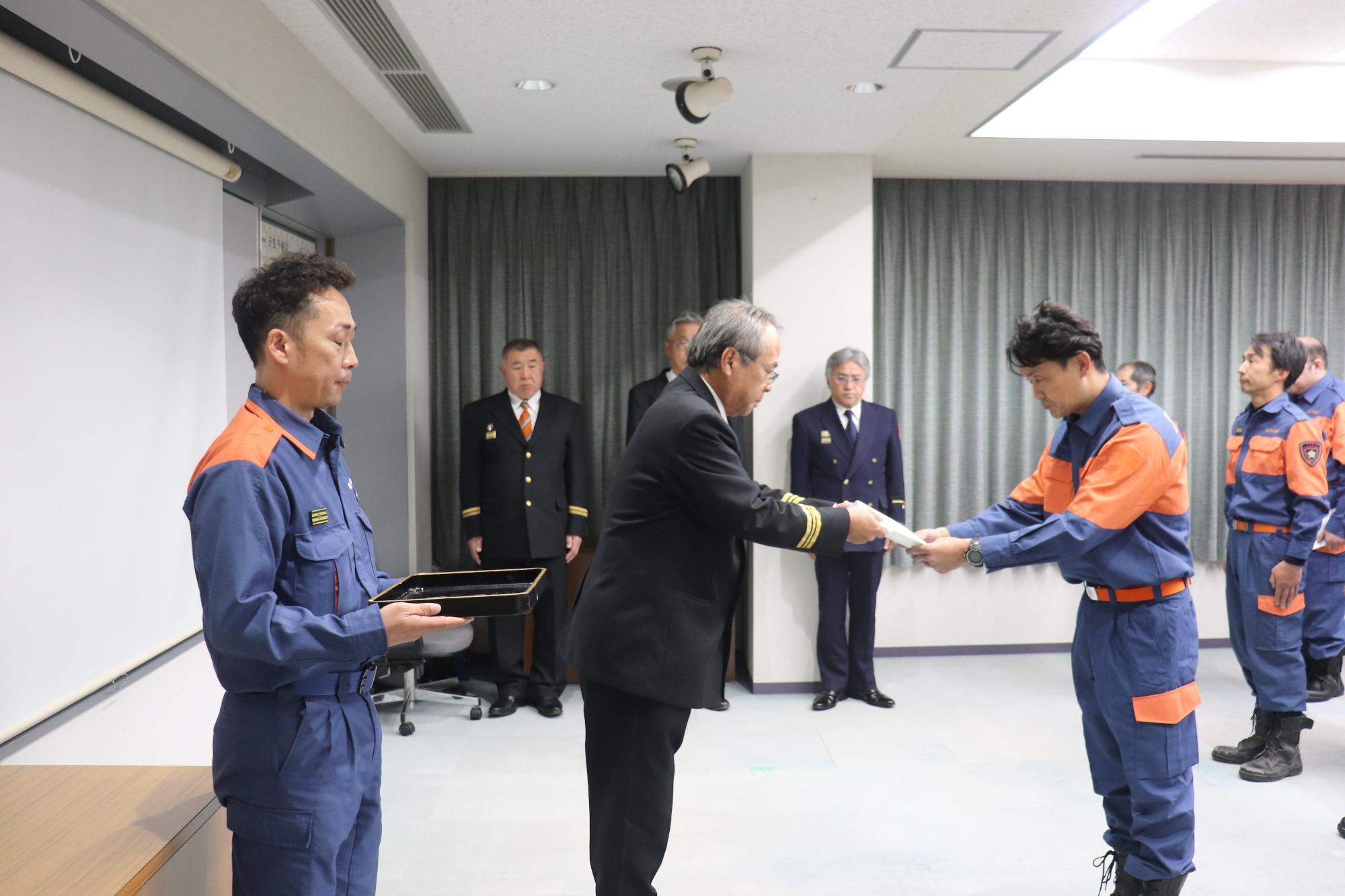令和7年度4月辞令交付01