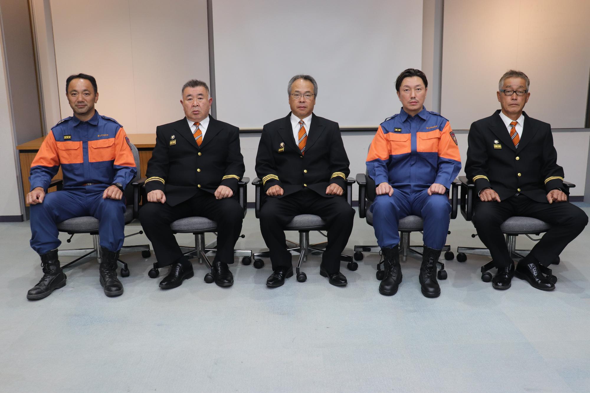令和6年度辞令交付式写真11-2