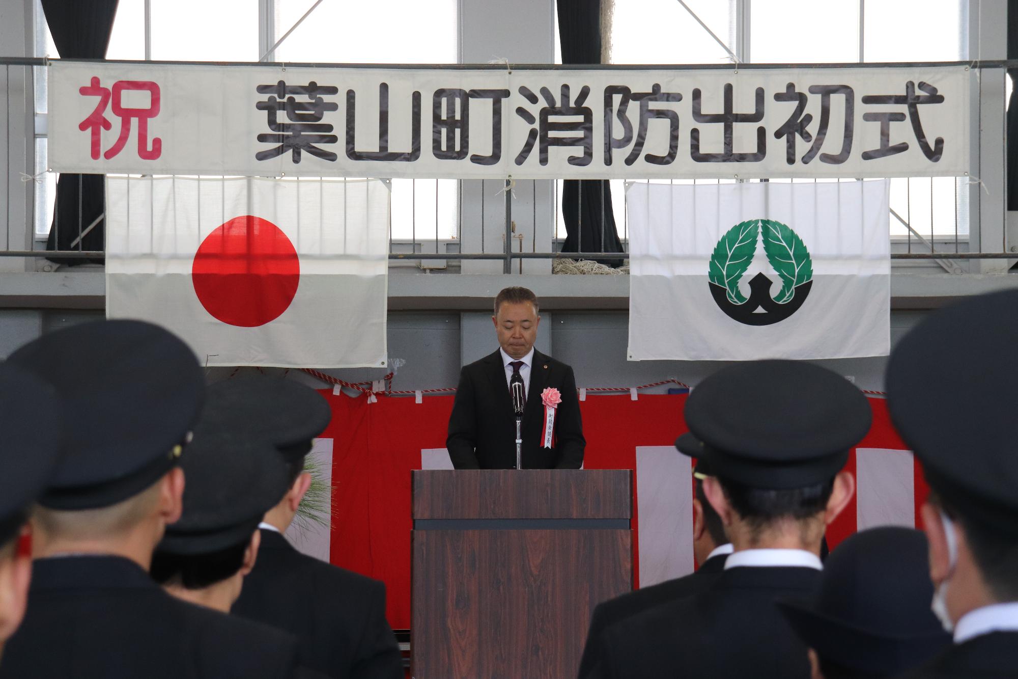 R7出初08