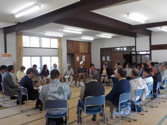 「町長と葉山のはなし」の堀内会館での写真