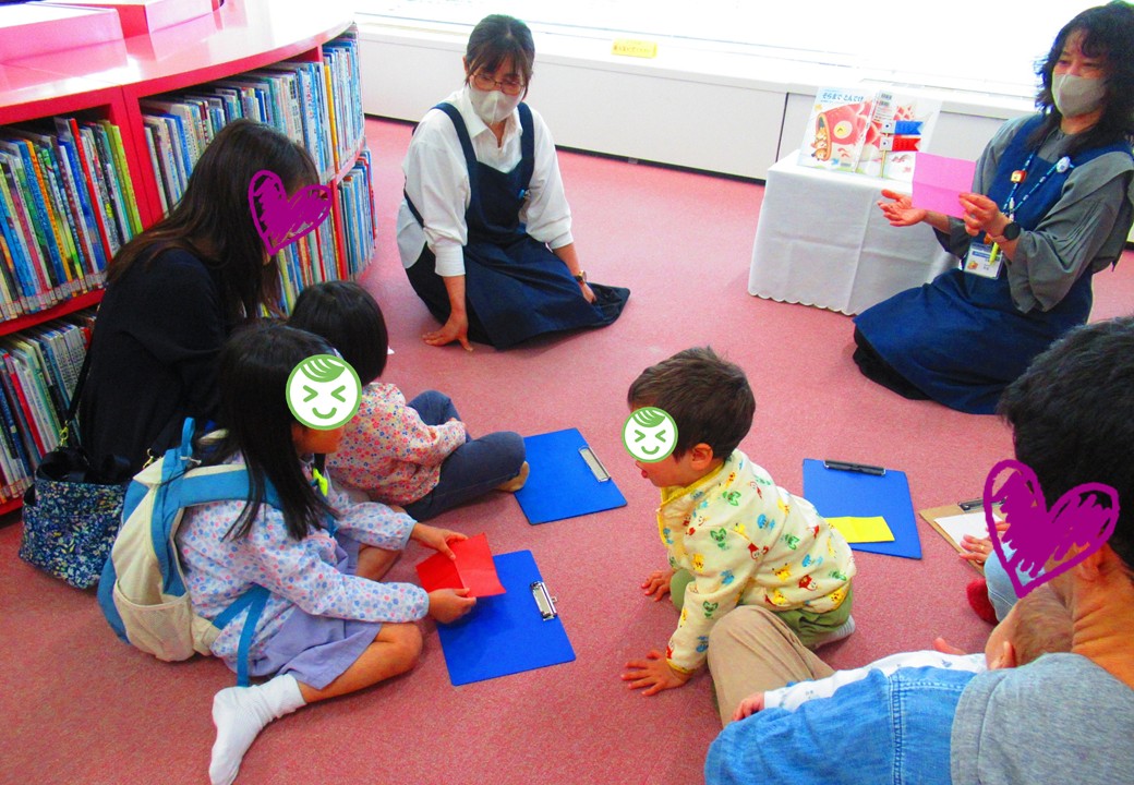 みんなのおはなしかいとおりがみあそび